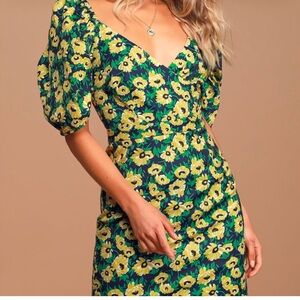 NWT LULU’s Puff Sleeve Mini Dress